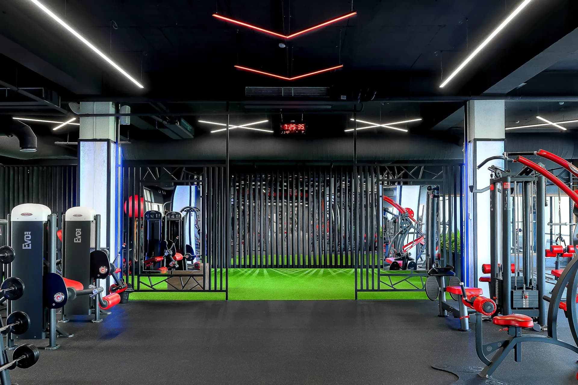 club-image
