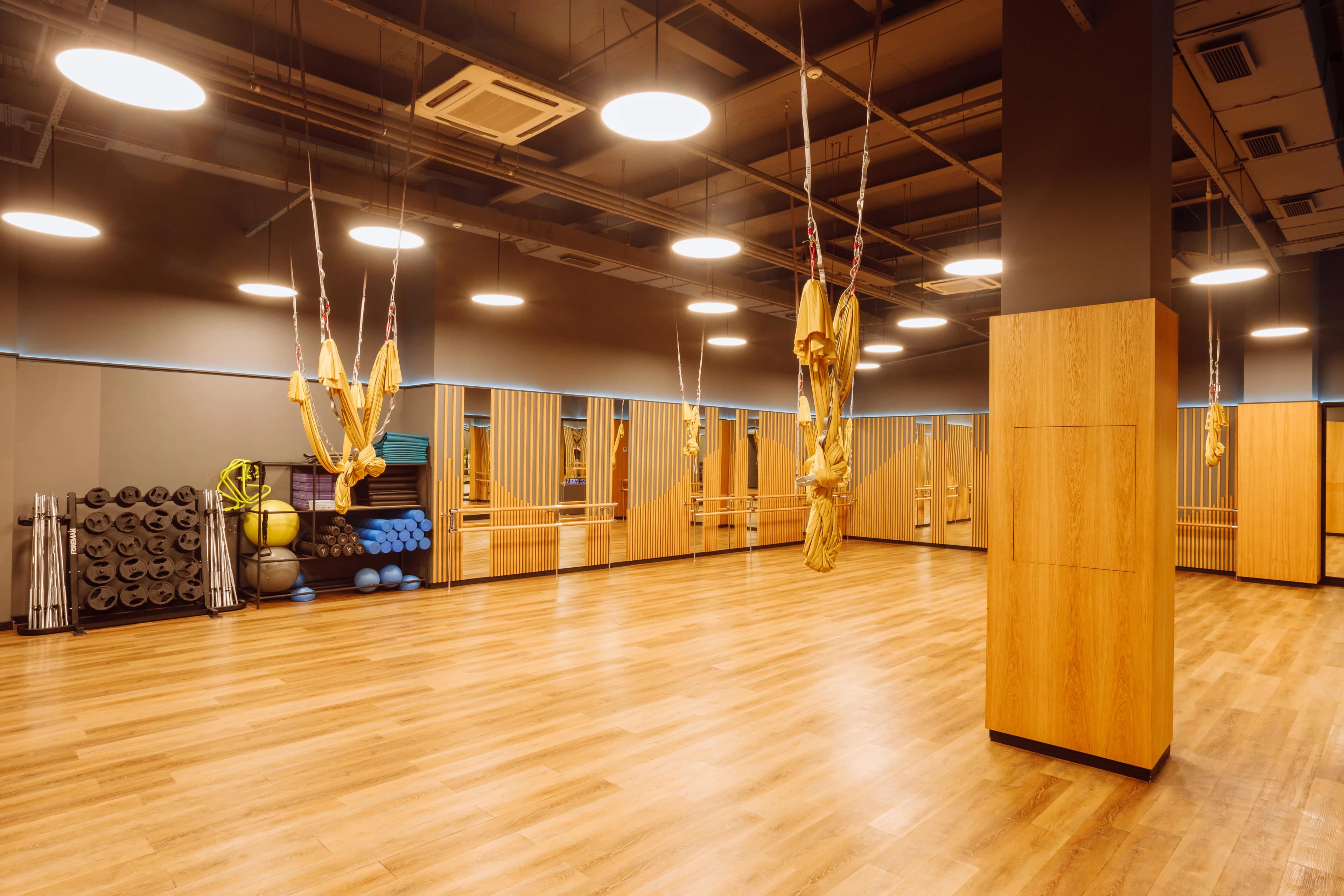 club-image