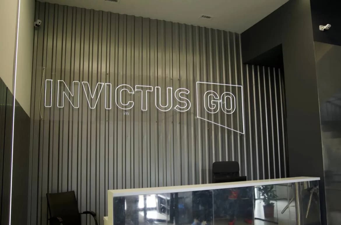 club-image