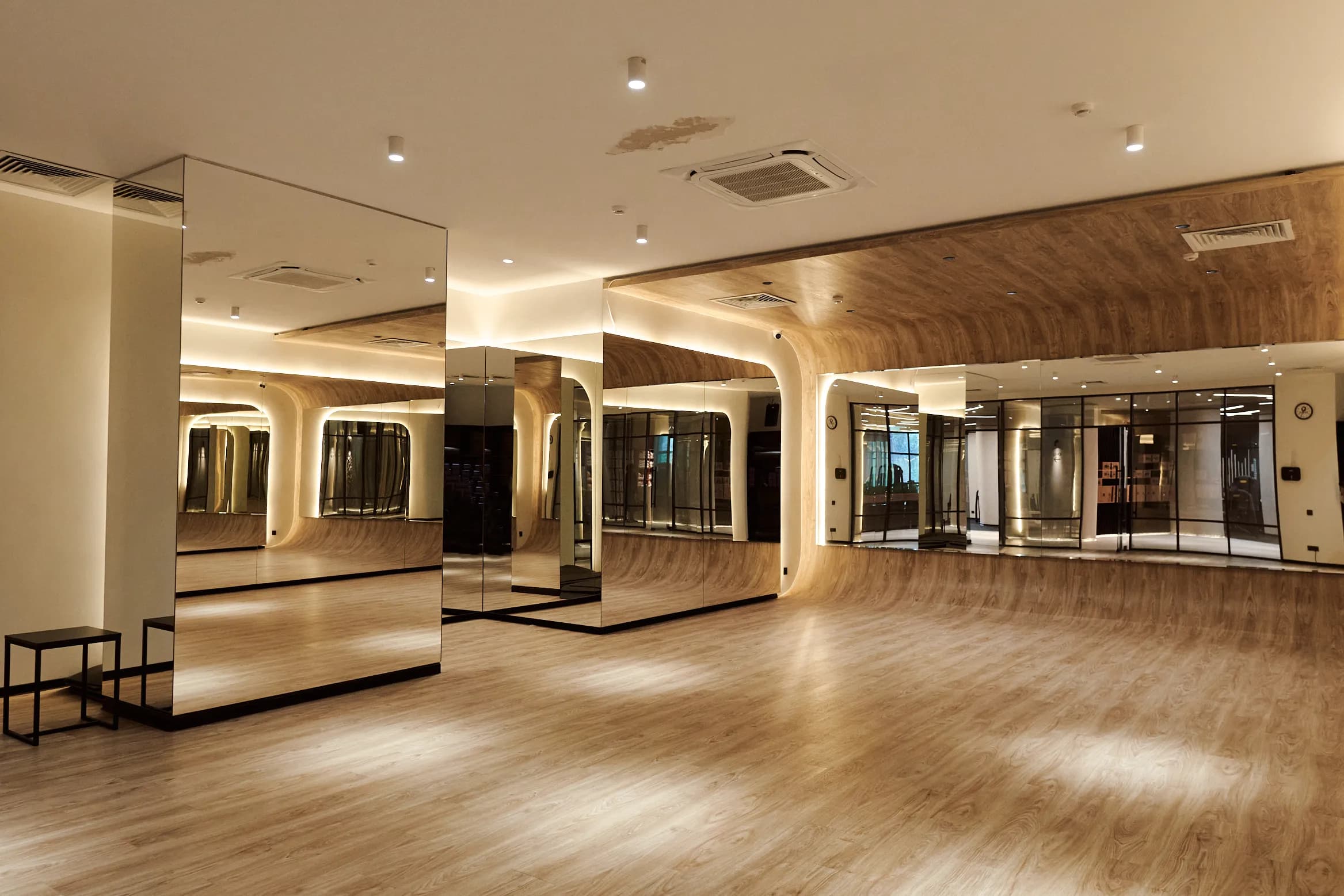 club-image