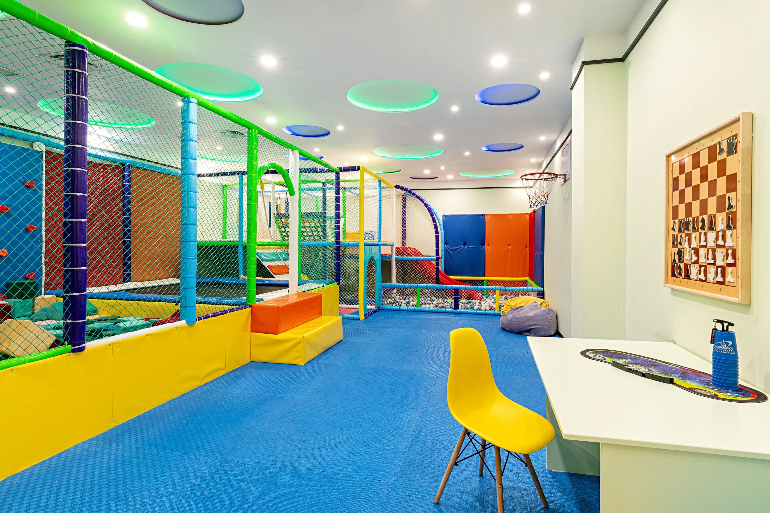 club-image