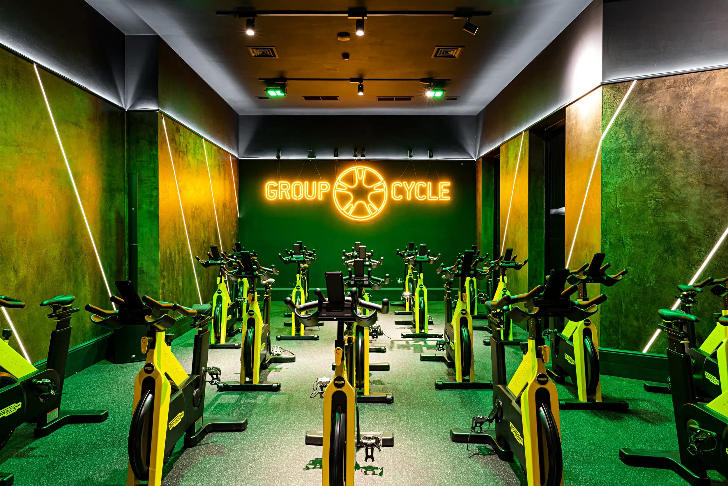 club-image