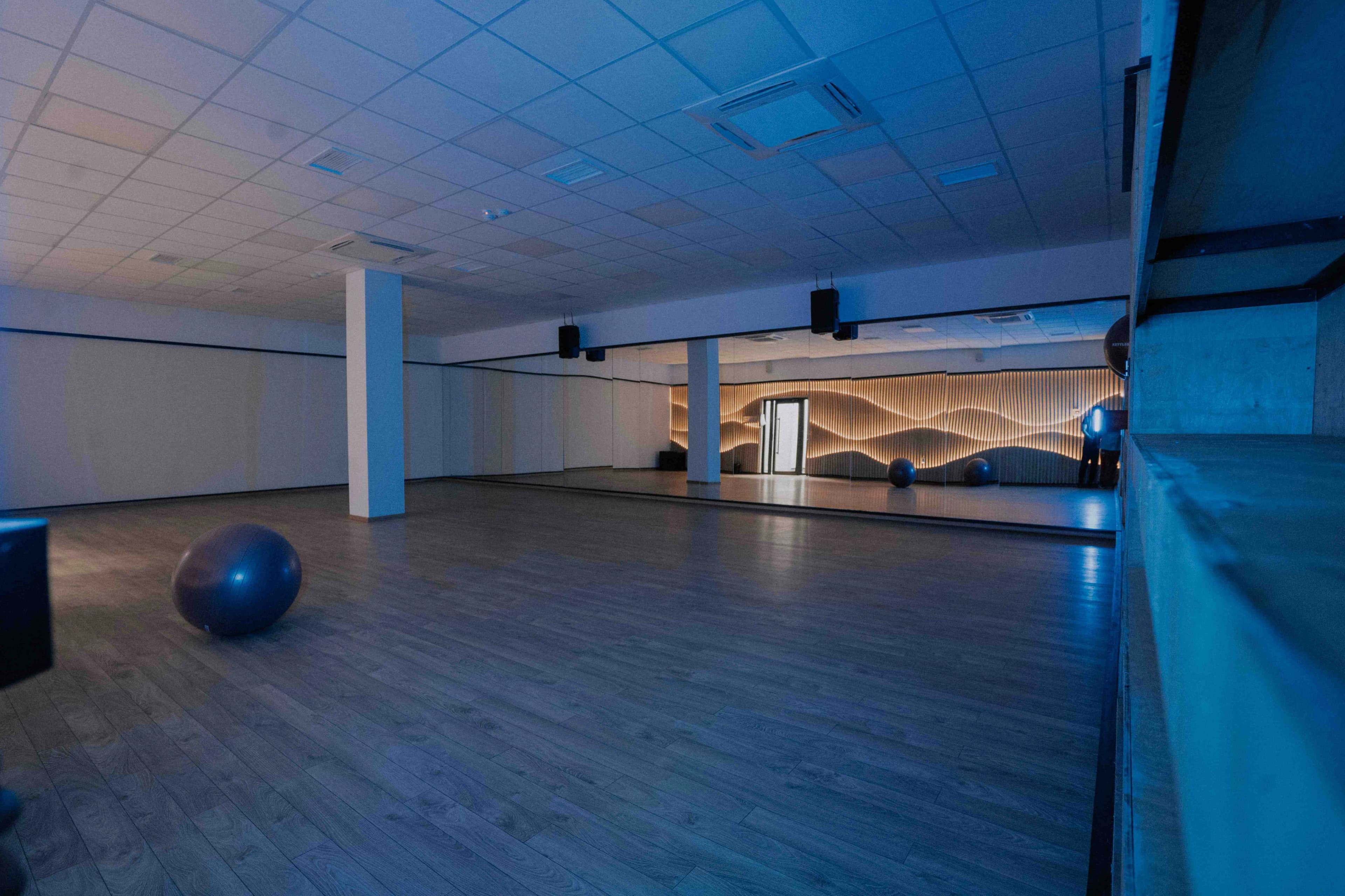 club-image