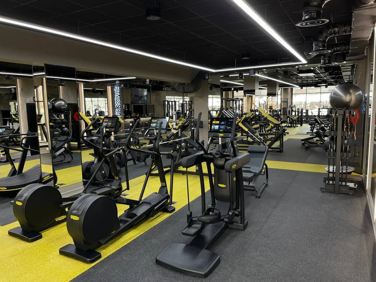 club-image