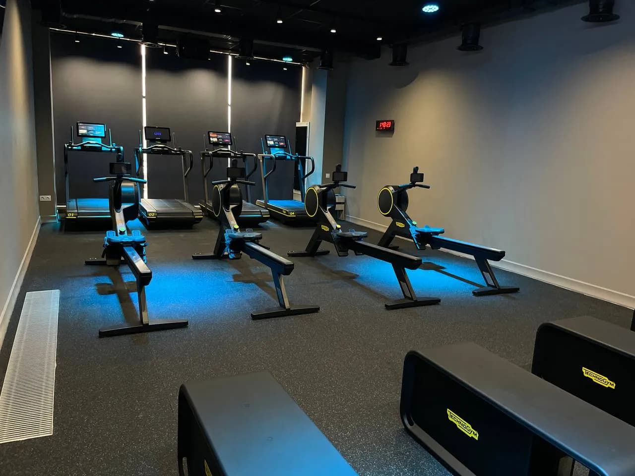 club-image
